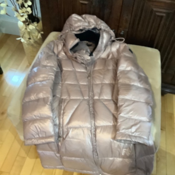 Andrew Marc Packable Womens Down Coat - Picture 3 of 7